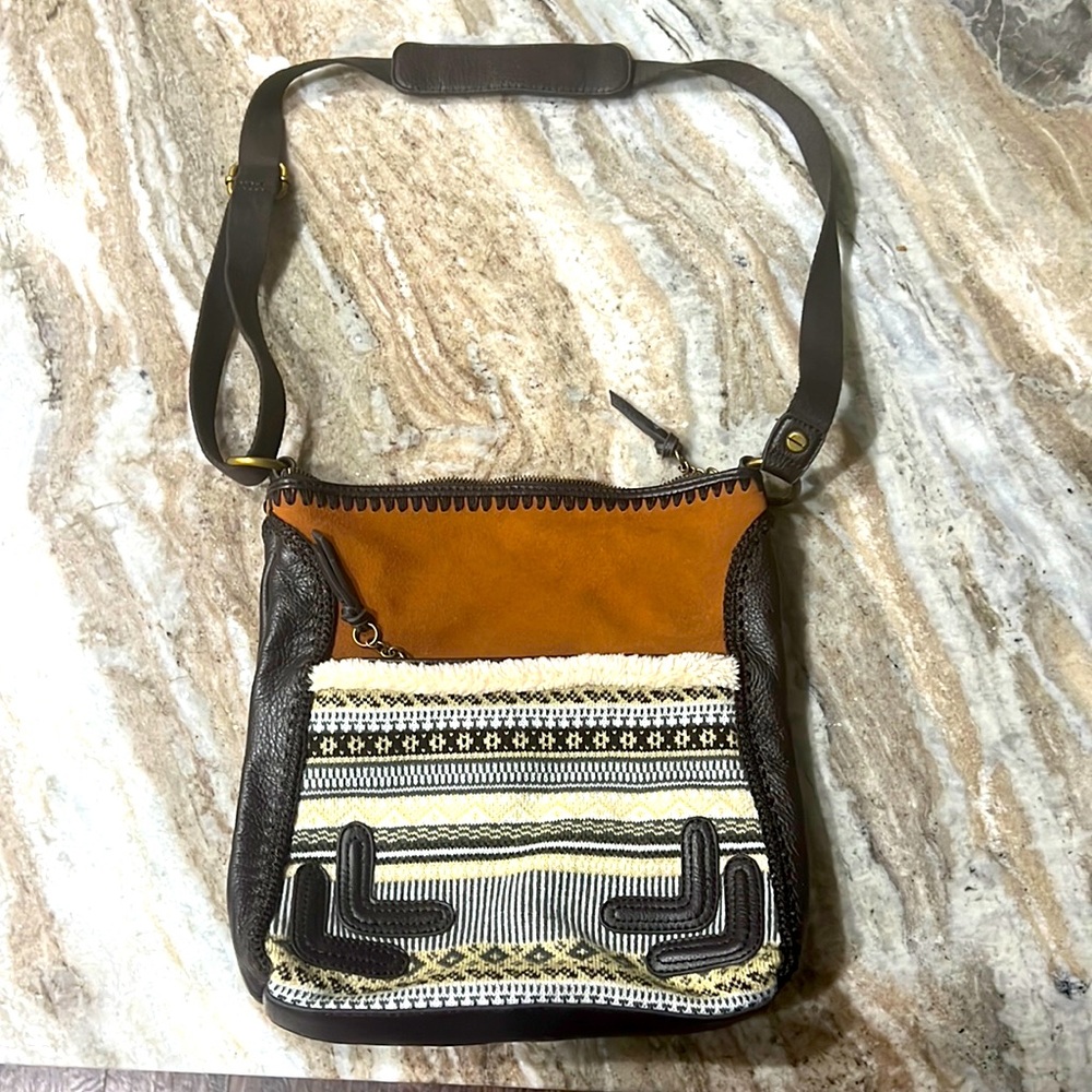 NWOT the SAK Boho purse ❤️🌺🌸🐚